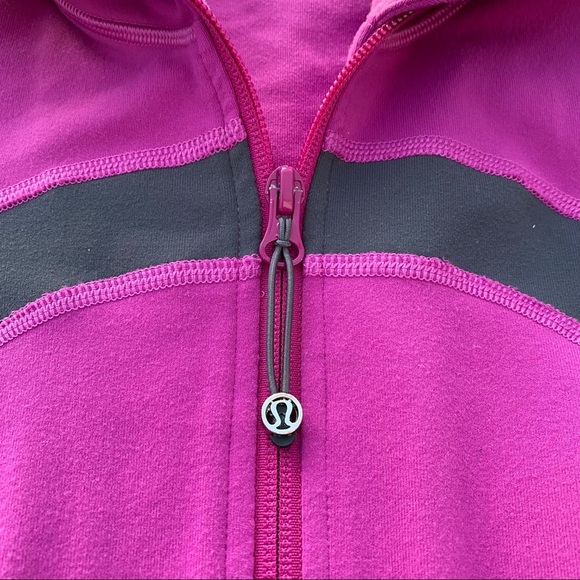 Lululemon In Stride jacket - Picture 2 of 4
